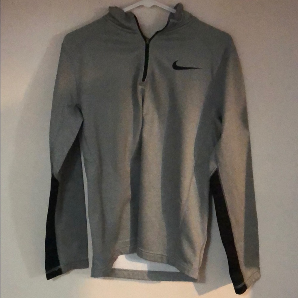 Men’s quarter zip Nike